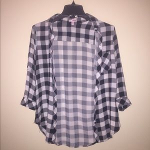 womens plaid top